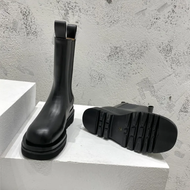 Bottega Veneta Shoe 